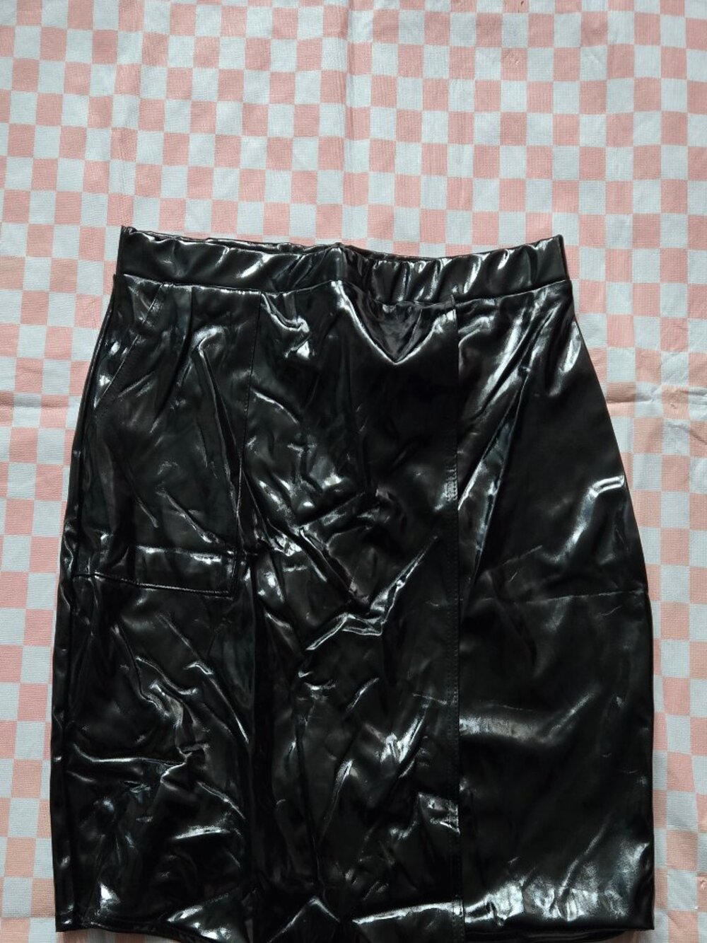 Boohoo pvc black asymetrical mini skirt